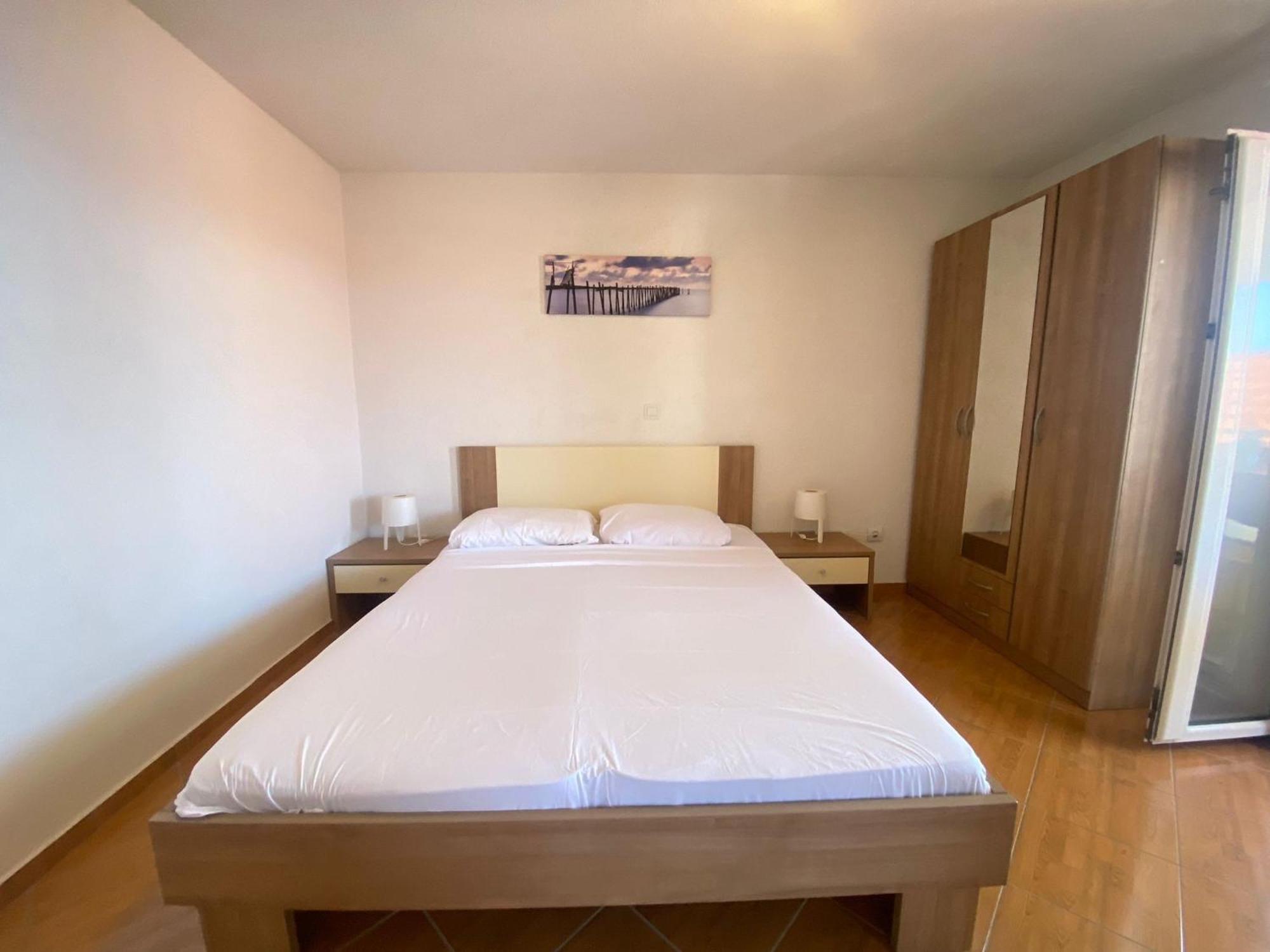 Seaside Secluded Apartments Cove Tvrdni Dolac, Hvar - 12655 Gdinj الغرفة الصورة